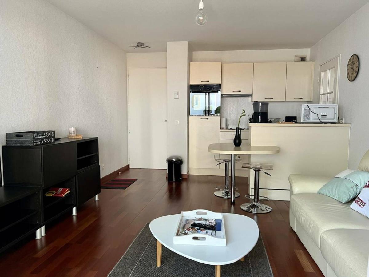 Appartement T2 A Cambo-Les-Bains Avec Piscine, Terrasse Et Parking Prive, Proche Des Thermes - Fr-1-495-82 Екстериор снимка