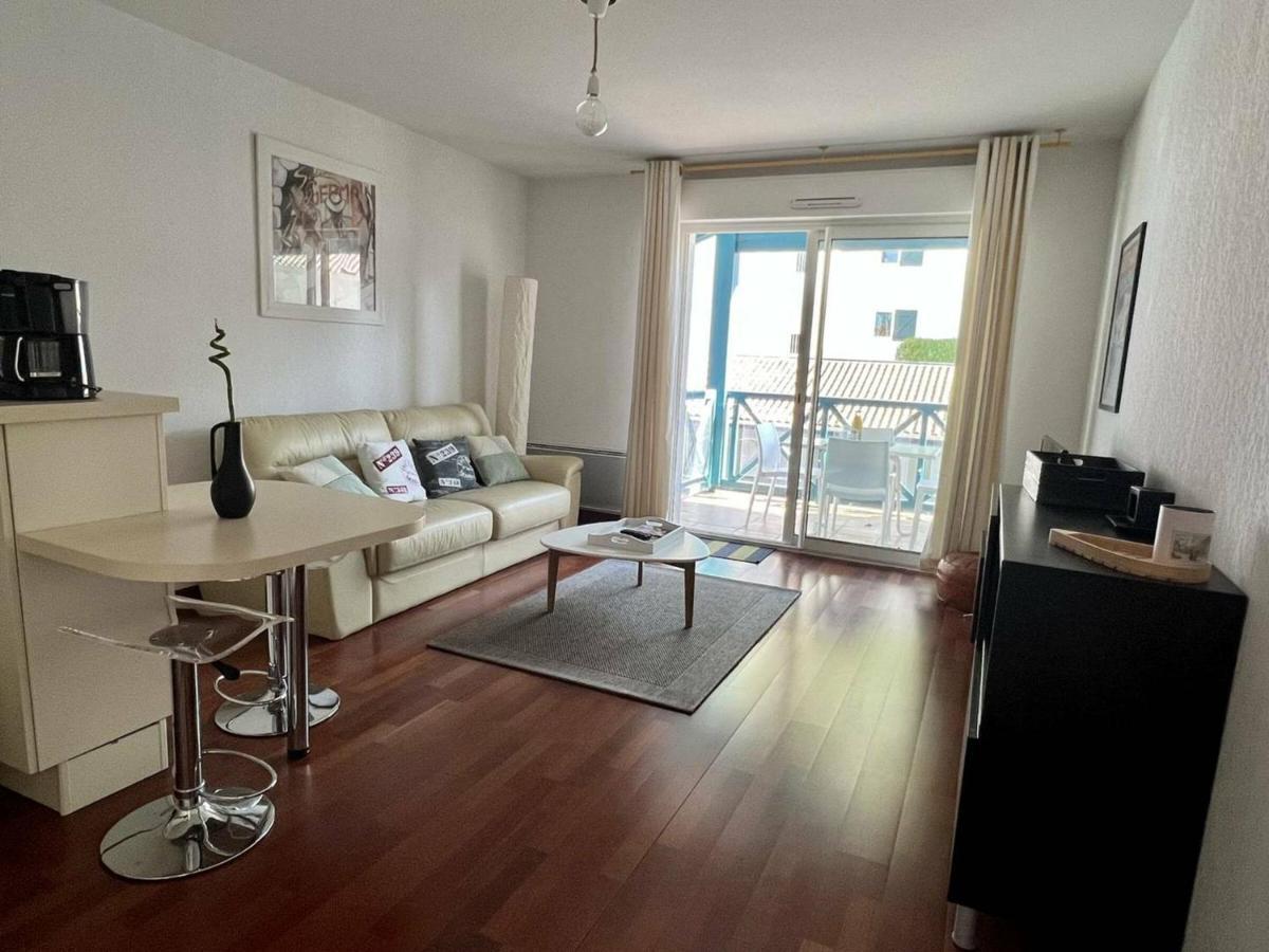 Appartement T2 A Cambo-Les-Bains Avec Piscine, Terrasse Et Parking Prive, Proche Des Thermes - Fr-1-495-82 Екстериор снимка