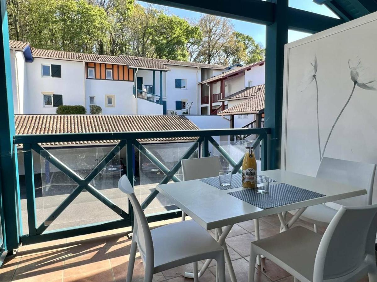 Appartement T2 A Cambo-Les-Bains Avec Piscine, Terrasse Et Parking Prive, Proche Des Thermes - Fr-1-495-82 Екстериор снимка